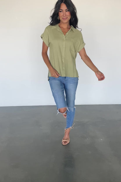 Andrews Button Top | Sage