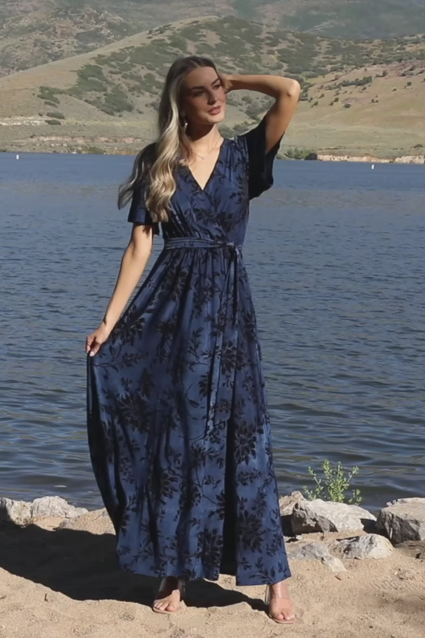 navy beach maxi dress Gigii's SERENA MAXI DRESS IN NAVY BLUE main image 1