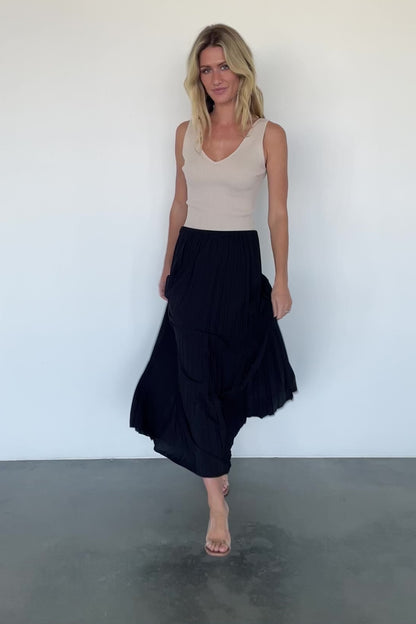 Vinny Pleated Maxi Skirt | Black