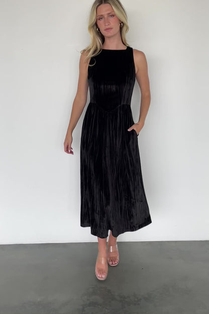 Octavia Velvet Midi Dress | Black