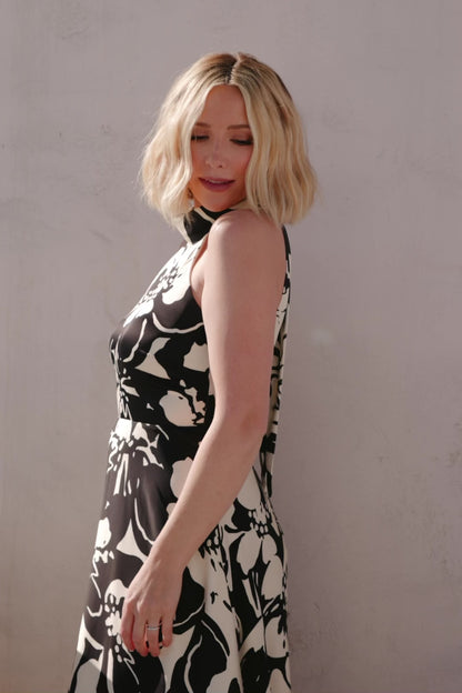 Melodía Halter Maxi Dress | Black + White Floral