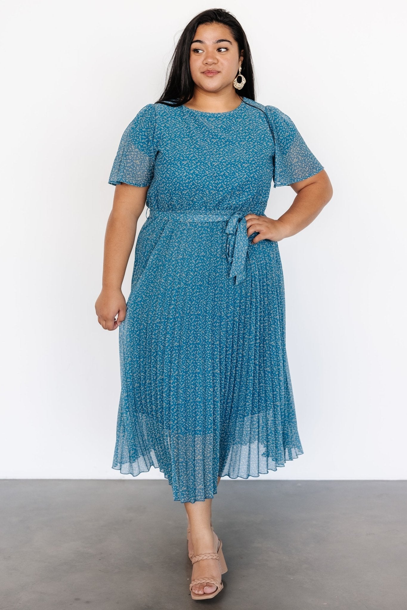 Prim Pleated Midi Dress — Persian Blue Print