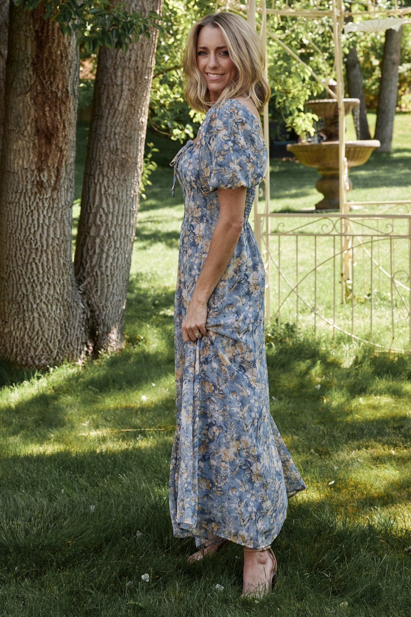 Raelynn Maxi Dress | Dusty Blue Floral Raelynn Maxi Dress | Dusty Blue Floral