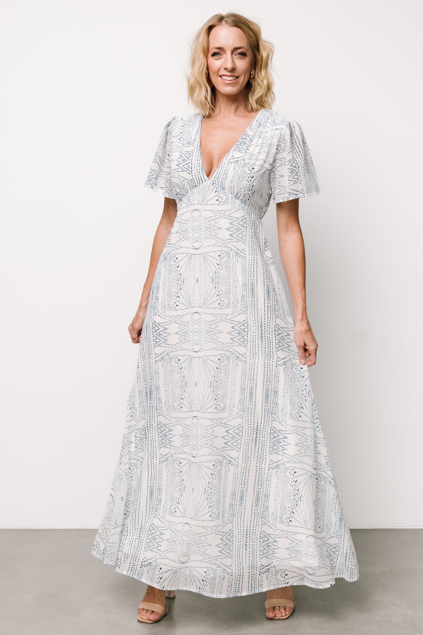 Baltic Born Womens Skyla Deep V Maxi Dress | Blue Print | Size: Small Baltic Born Womens Skyla Deep V Maxi Dress | Blue Print | Size: Small