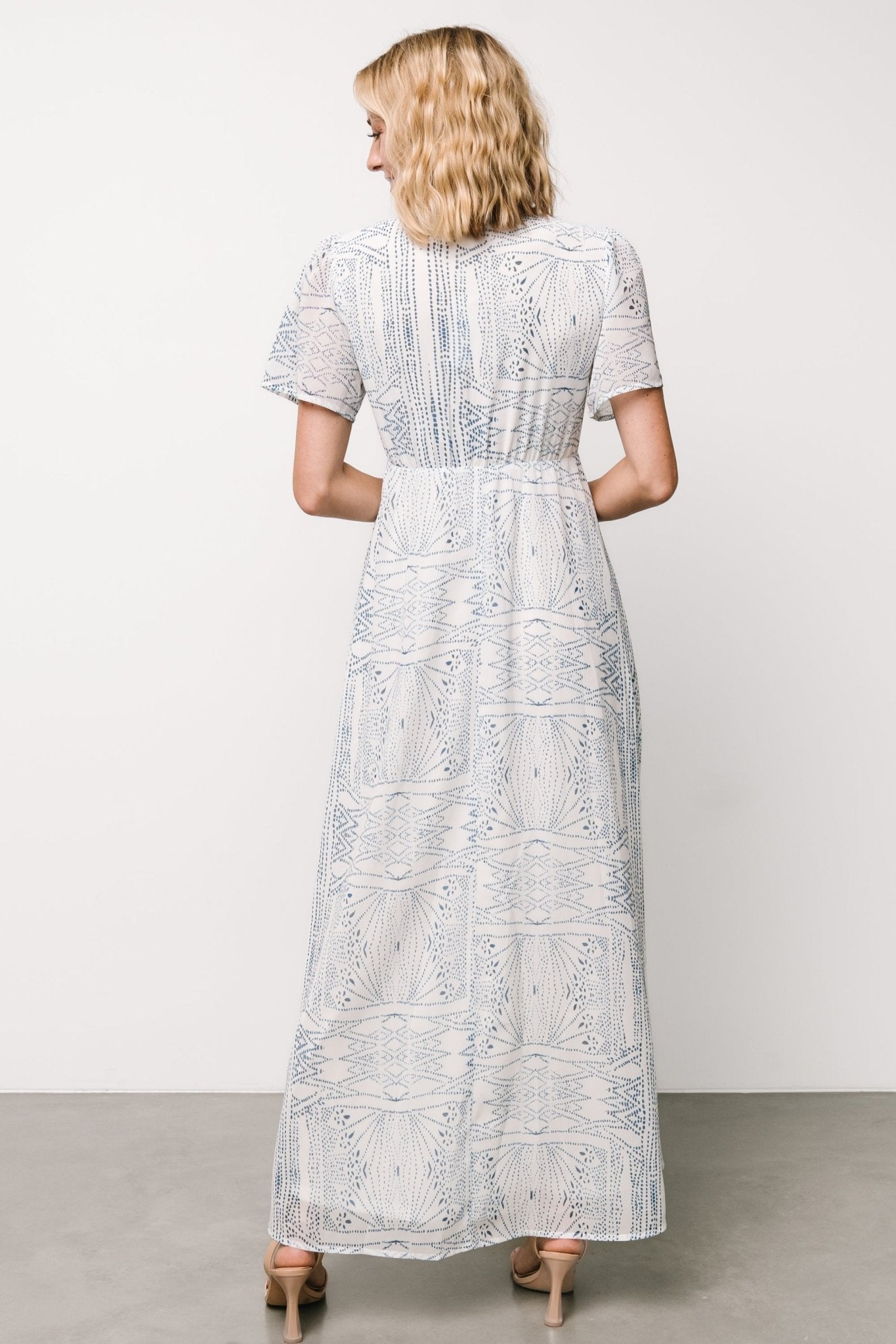 Skyla Deep V Maxi Dress | Blue Print - Baltic Born