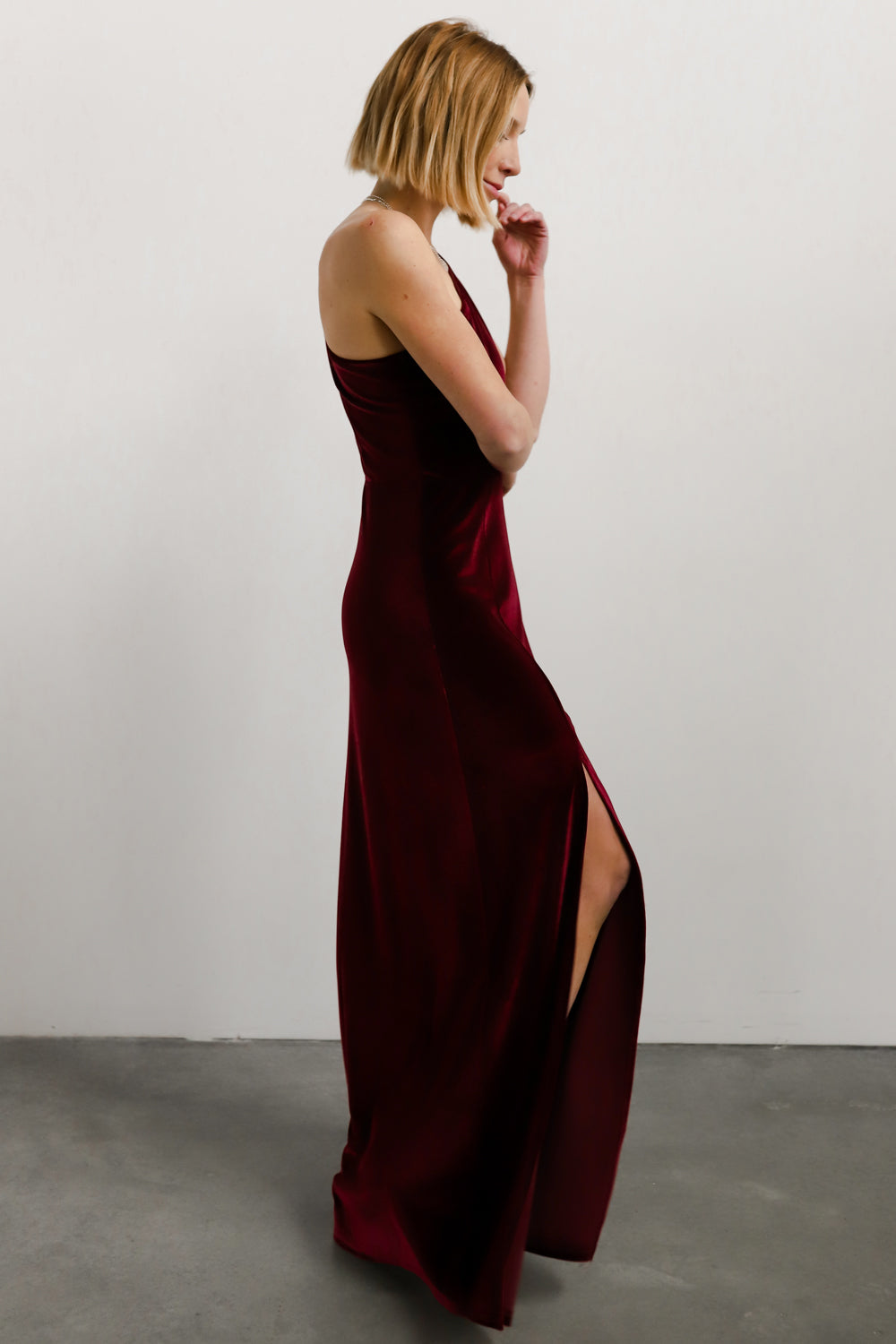 Tatiana Velvet One Shoulder Maxi Dress | Merlot