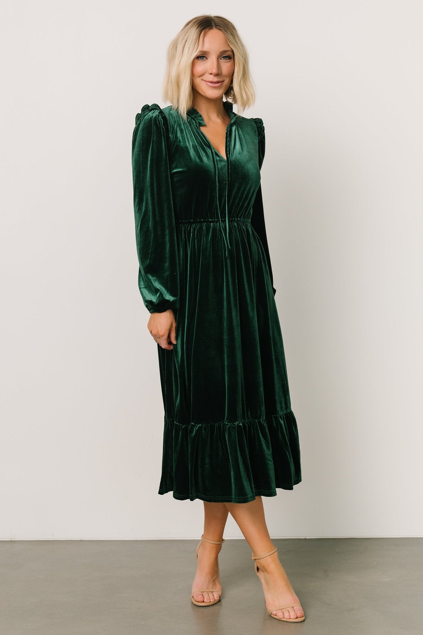 Amadora Velvet Dress | Green | Baltic Born