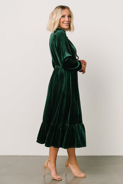 Amadora Velvet Dress | Green - Baltic Born