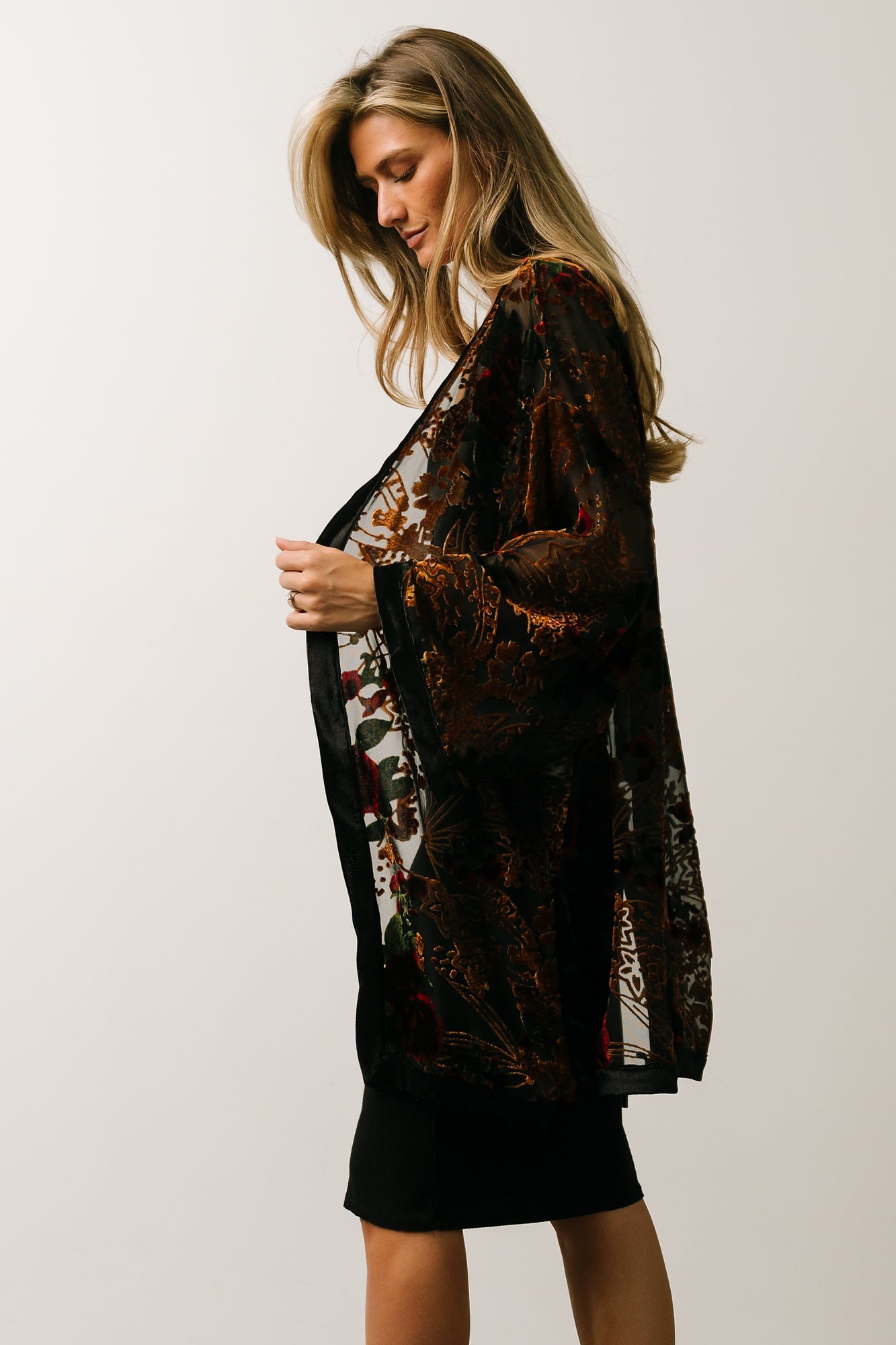 Amal Velvet Kimono | Black Multi - Baltic Born