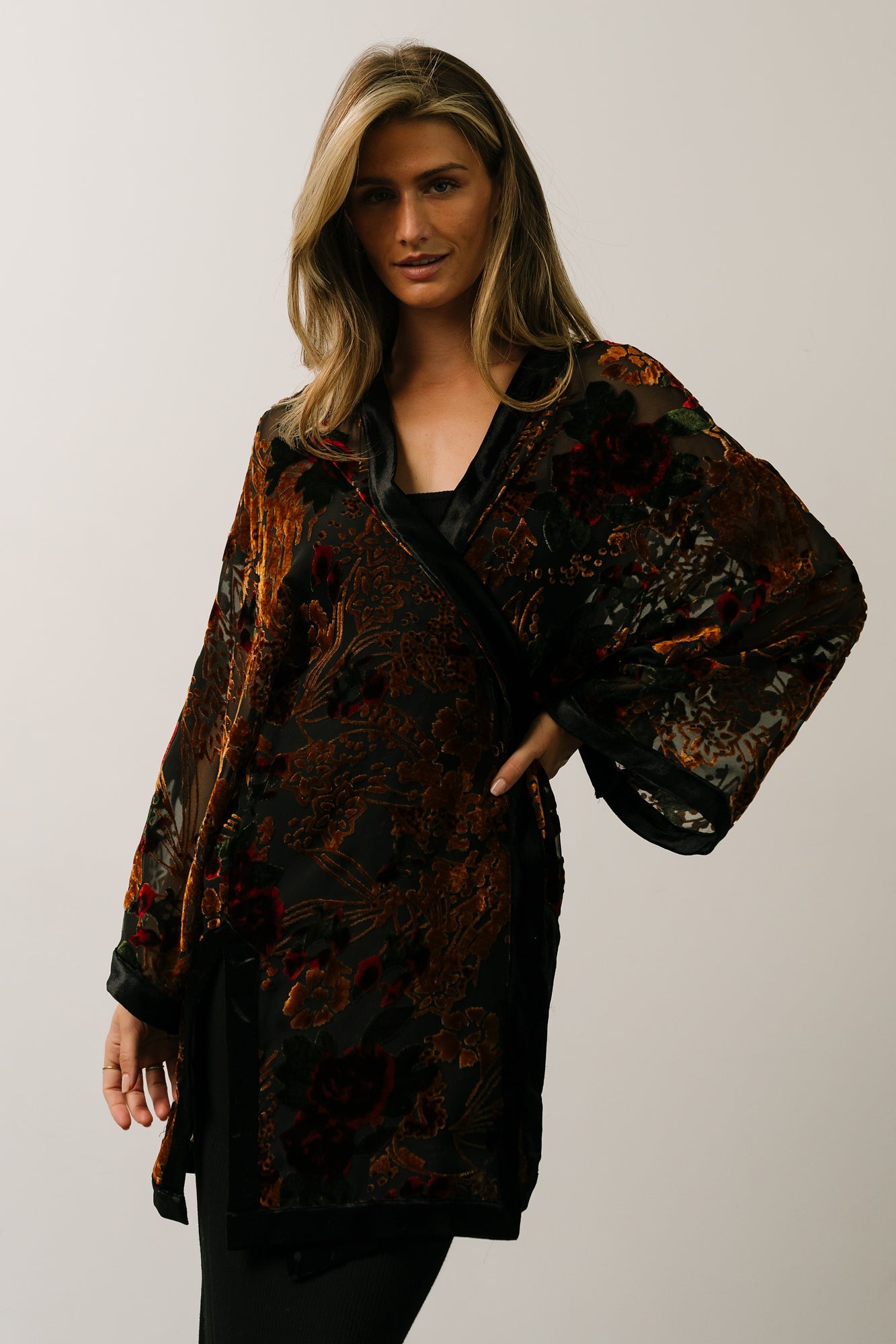 Amal Velvet Kimono | Black Multi - Baltic Born