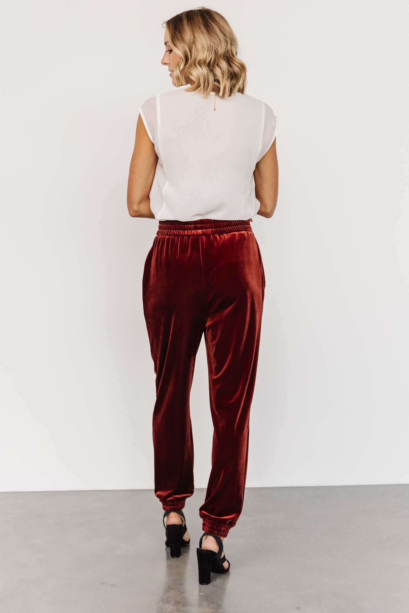 Archie Velvet Jogger Pants | Cinnamon - Baltic Born