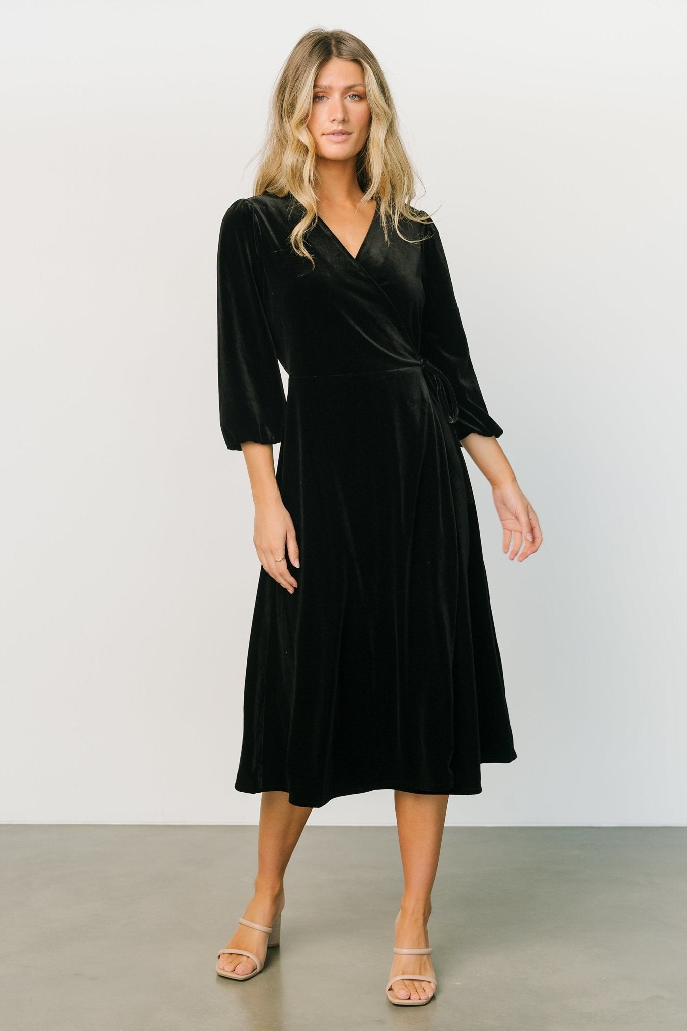 Beckinsale Velvet Wrap Dress | Black Beckinsale Velvet Wrap Dress | Black