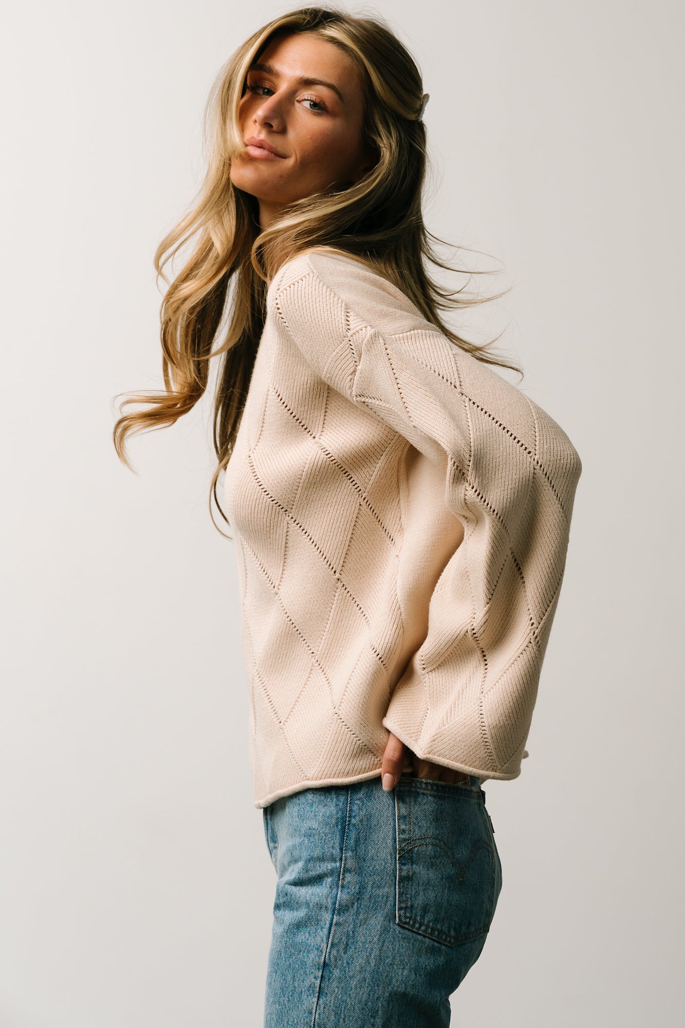 Britta Diamond Knit Sweater | Beige - Baltic Born