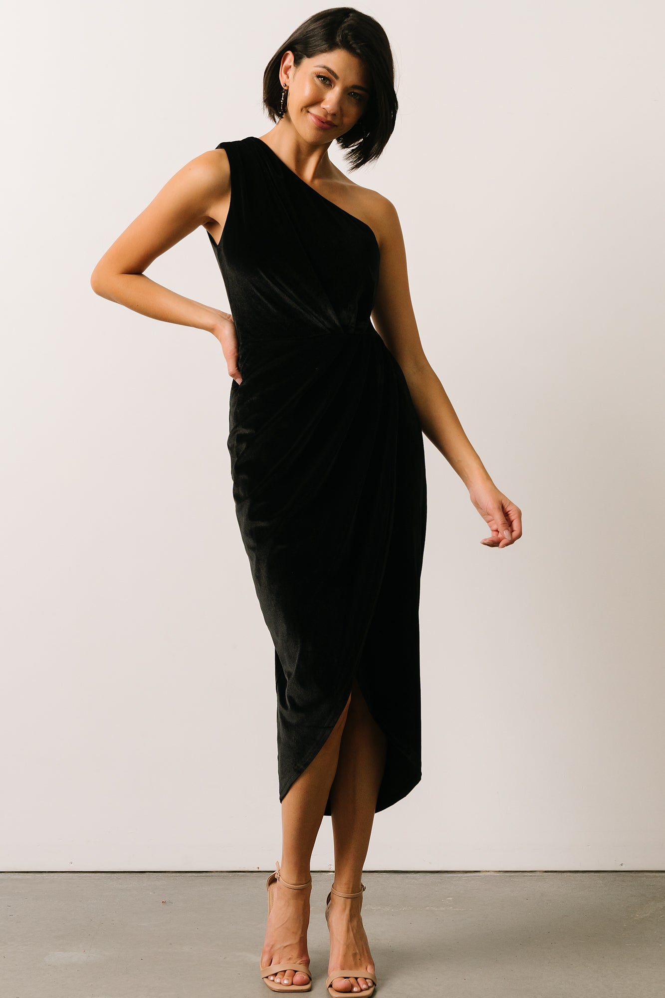 Kourtney Velvet One Shoulder Midi Dress | Black - Baltic Born