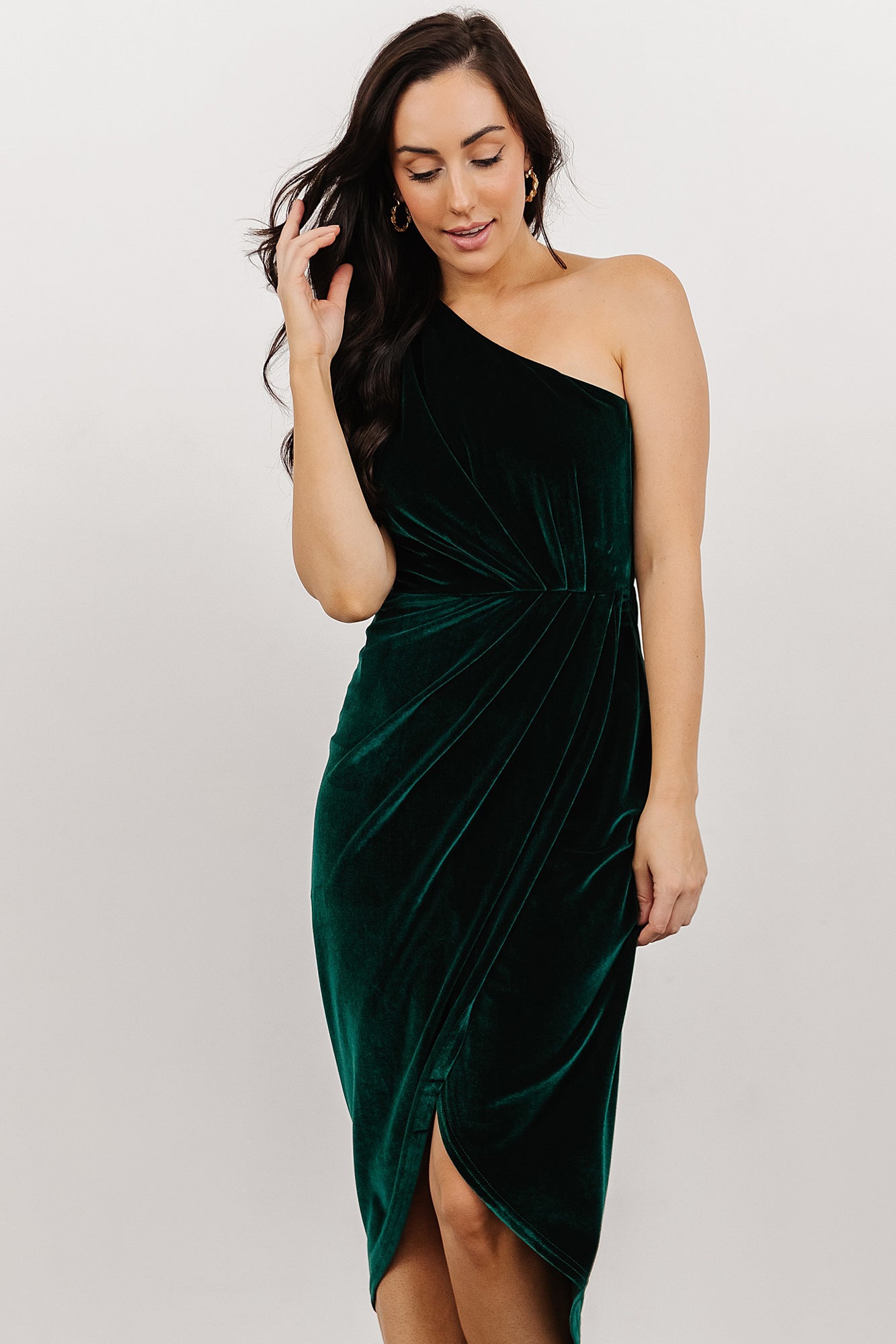 Kourtney Velvet One Shoulder Midi Dress | Emerald - Baltic Born