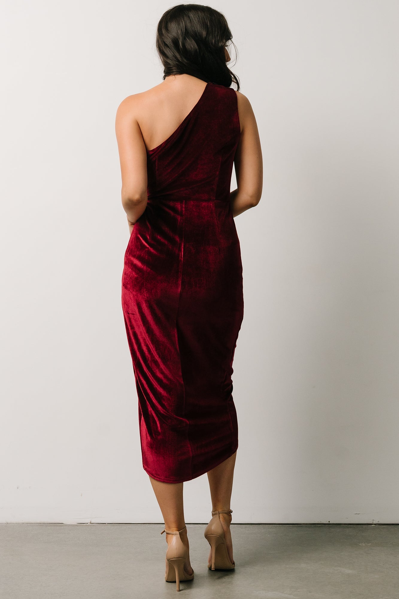 Kourtney Velvet One Shoulder Midi Dress | Merlot - Baltic Born