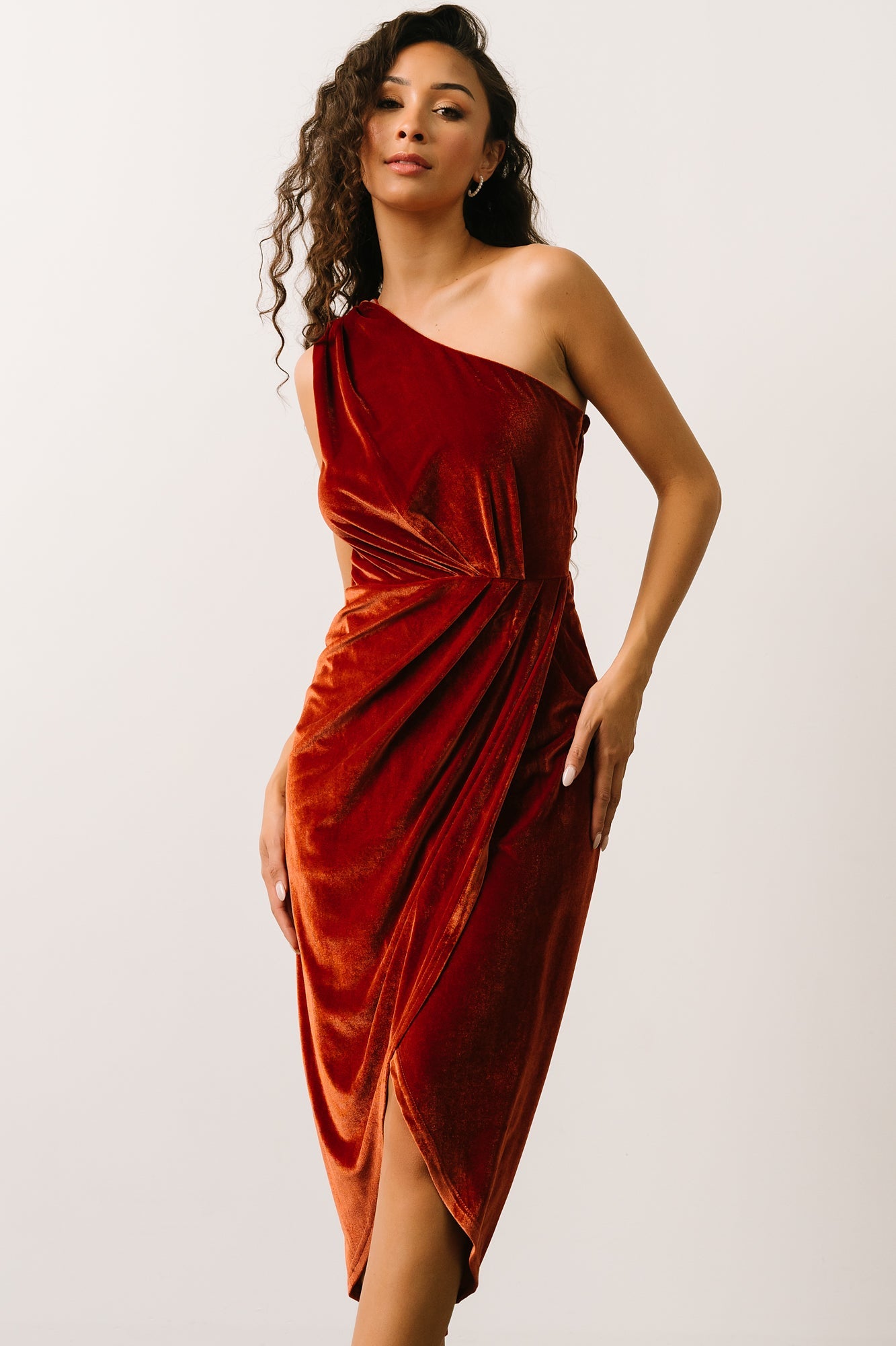 Kourtney Velvet One Shoulder Midi Dress | Rust - Baltic Born