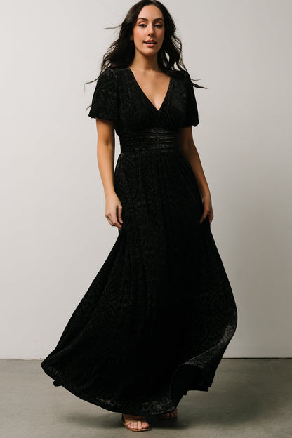 Leslie Embossed Velvet Maxi | Black - Baltic Born