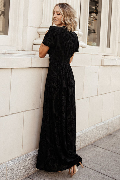 Leslie Velvet Maxi Dress | Black - Baltic Born