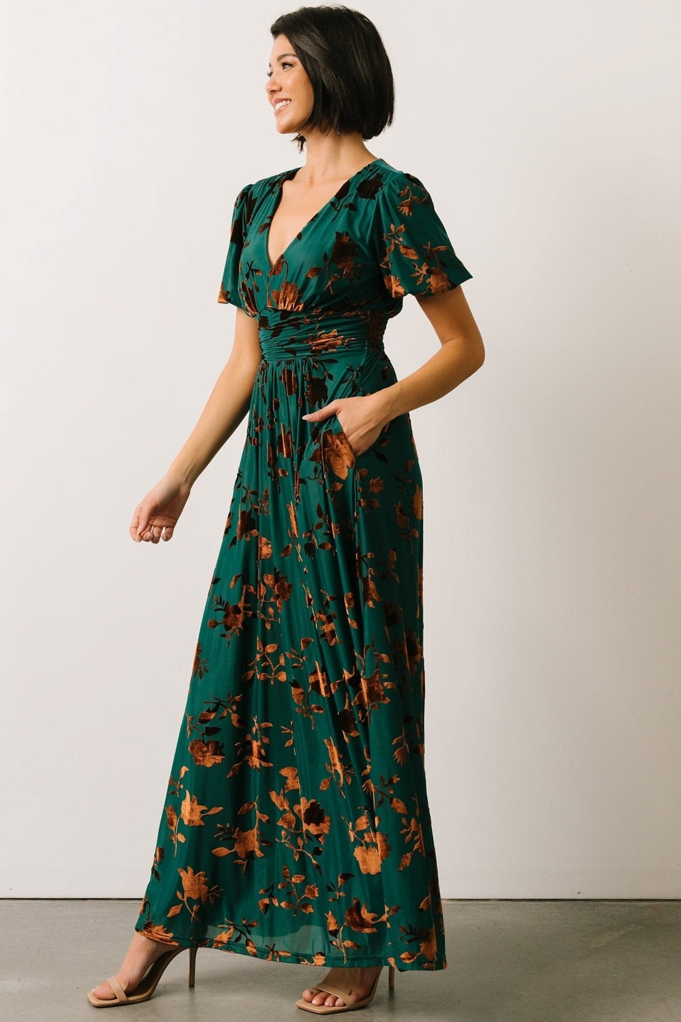 Leslie Velvet Maxi Dress | Bronze + Jade – Baltic Born