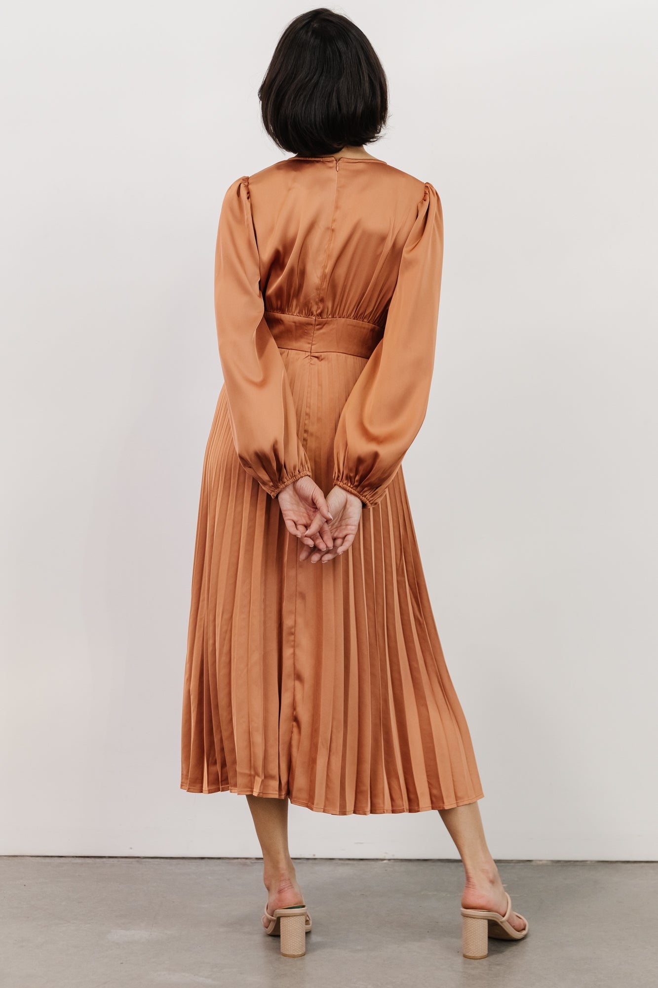 Louie Pleated Midi Dress | Salmon - Baltic Born