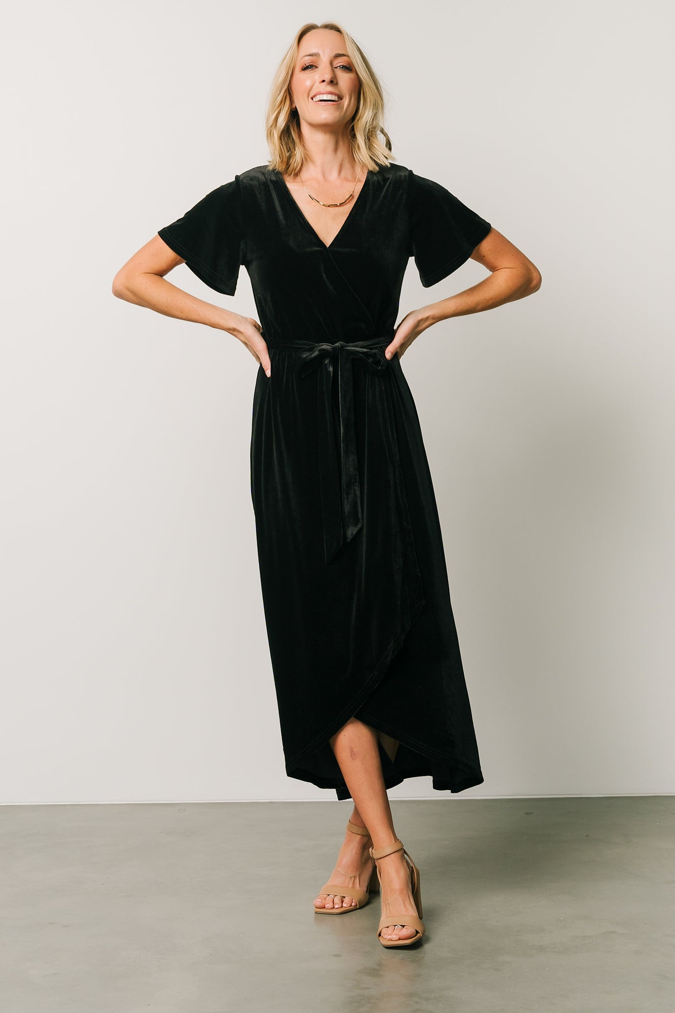 Nadine Velvet Midi Dress | Black - Baltic Born