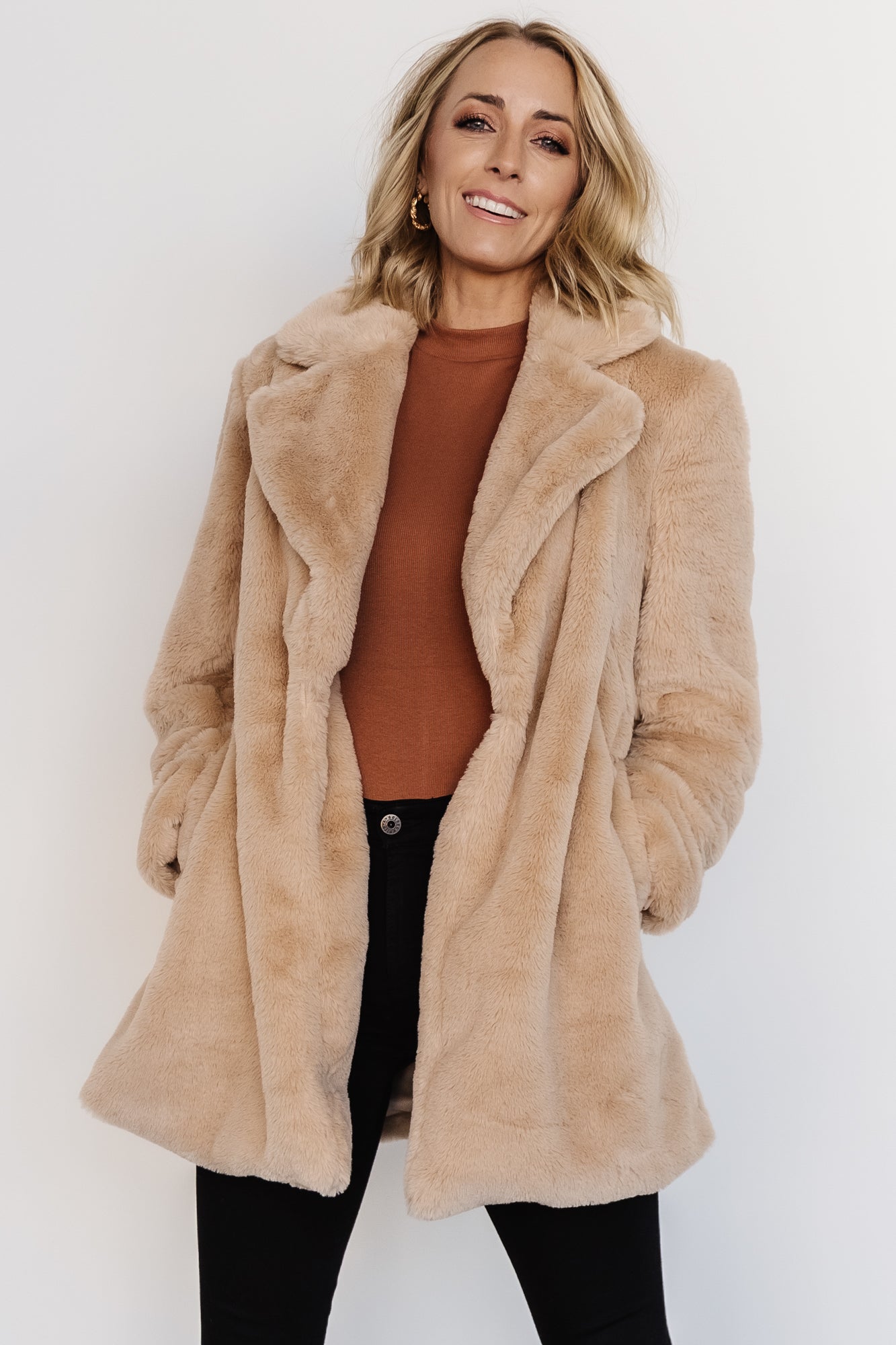 Narla Faux Fur Coat | Oatmeal - Baltic Born