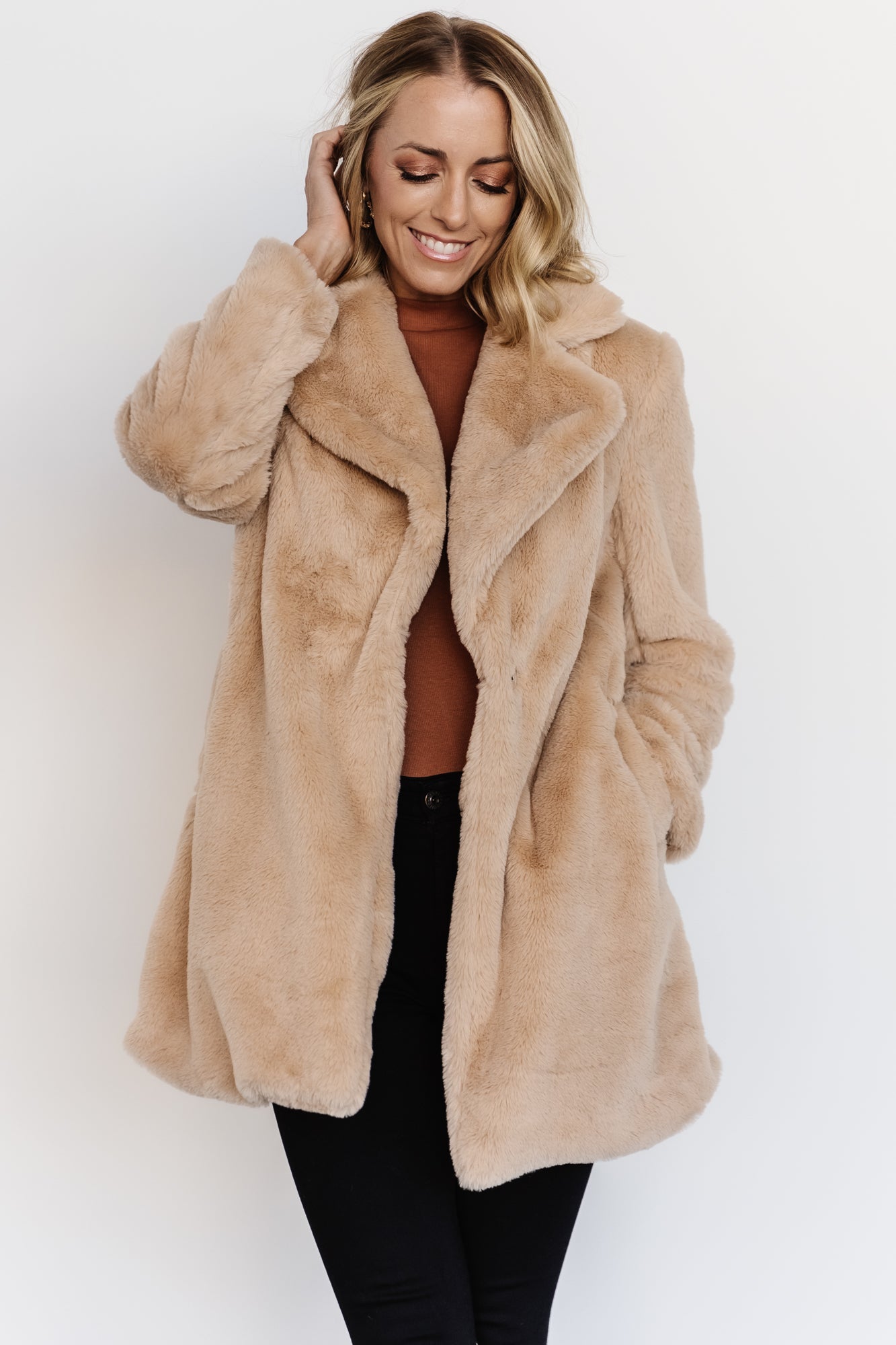 Narla Faux Fur Coat | Oatmeal - Baltic Born