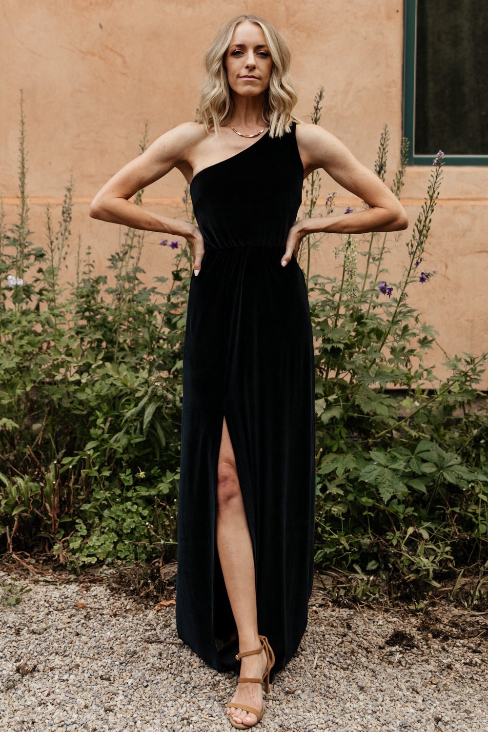 Tatiana Velvet One Shoulder Maxi Dress | Black - Baltic Born