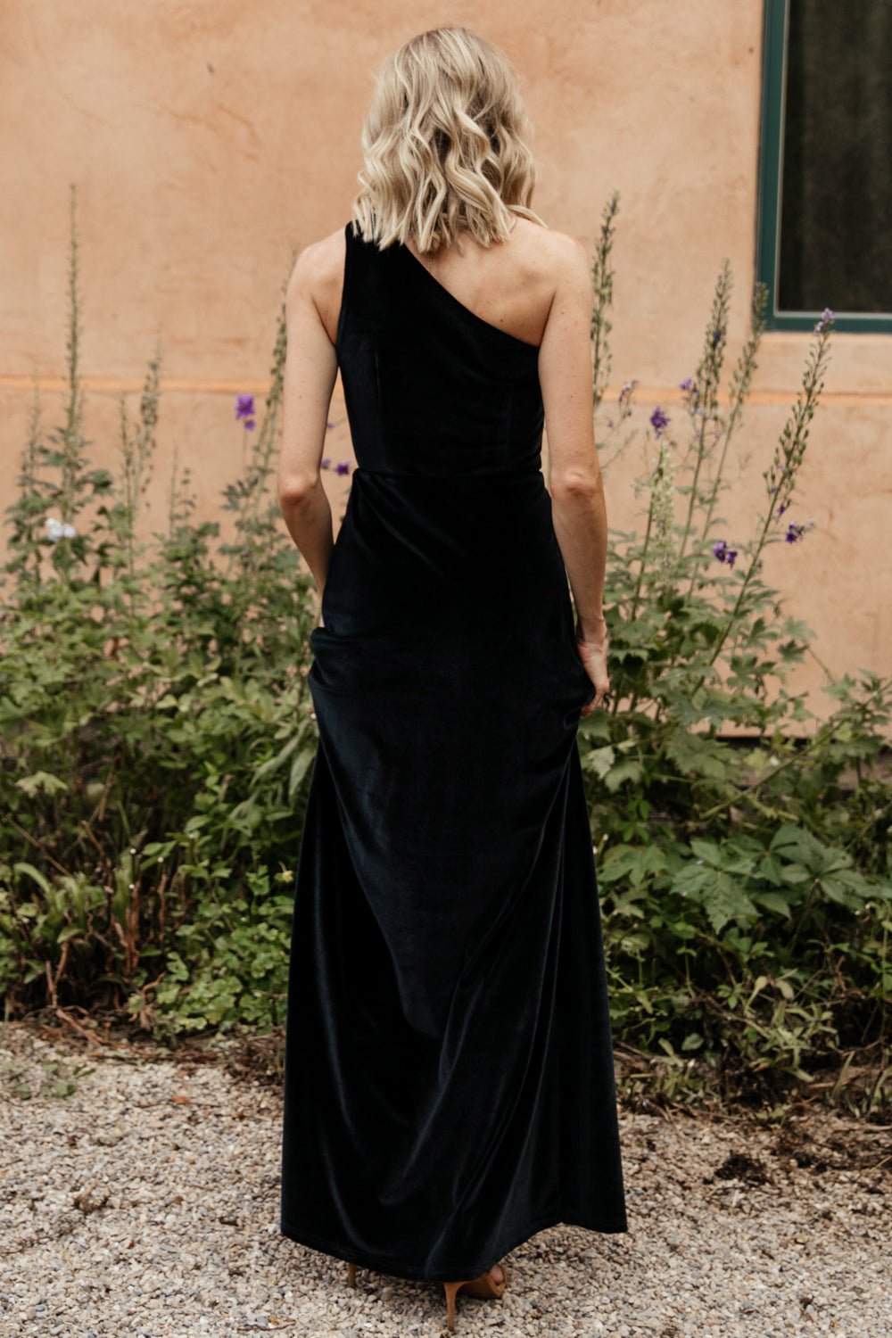 Tatiana Velvet One Shoulder Maxi Dress | Black - Baltic Born