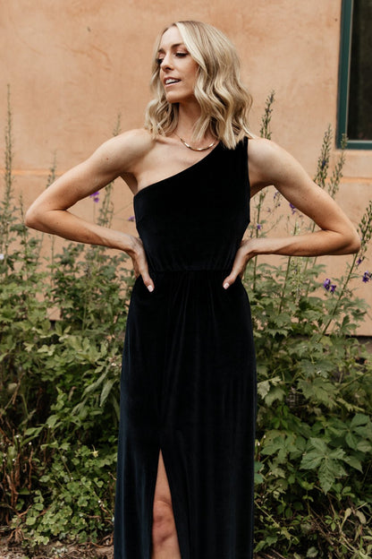 Tatiana Velvet One Shoulder Maxi Dress | Black - Baltic Born