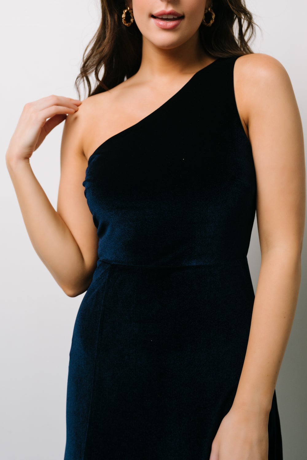 Tatiana Velvet One Shoulder Maxi Dress | Navy - Baltic Born