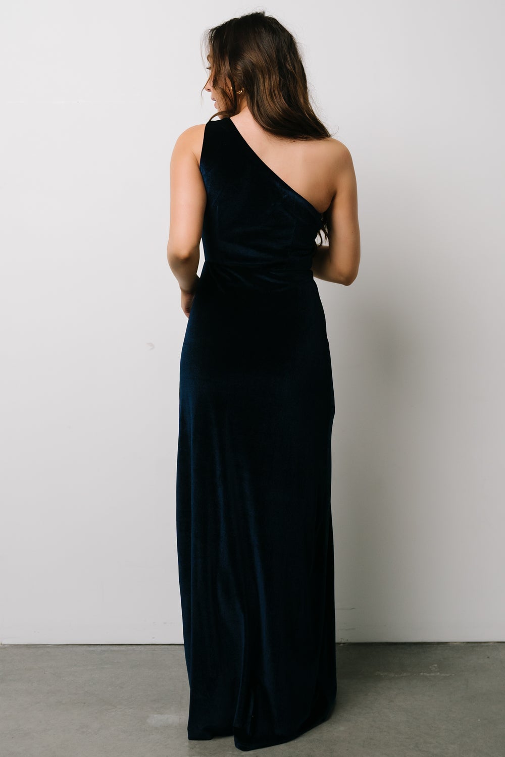 Tatiana Velvet One Shoulder Maxi Dress | Navy - Baltic Born