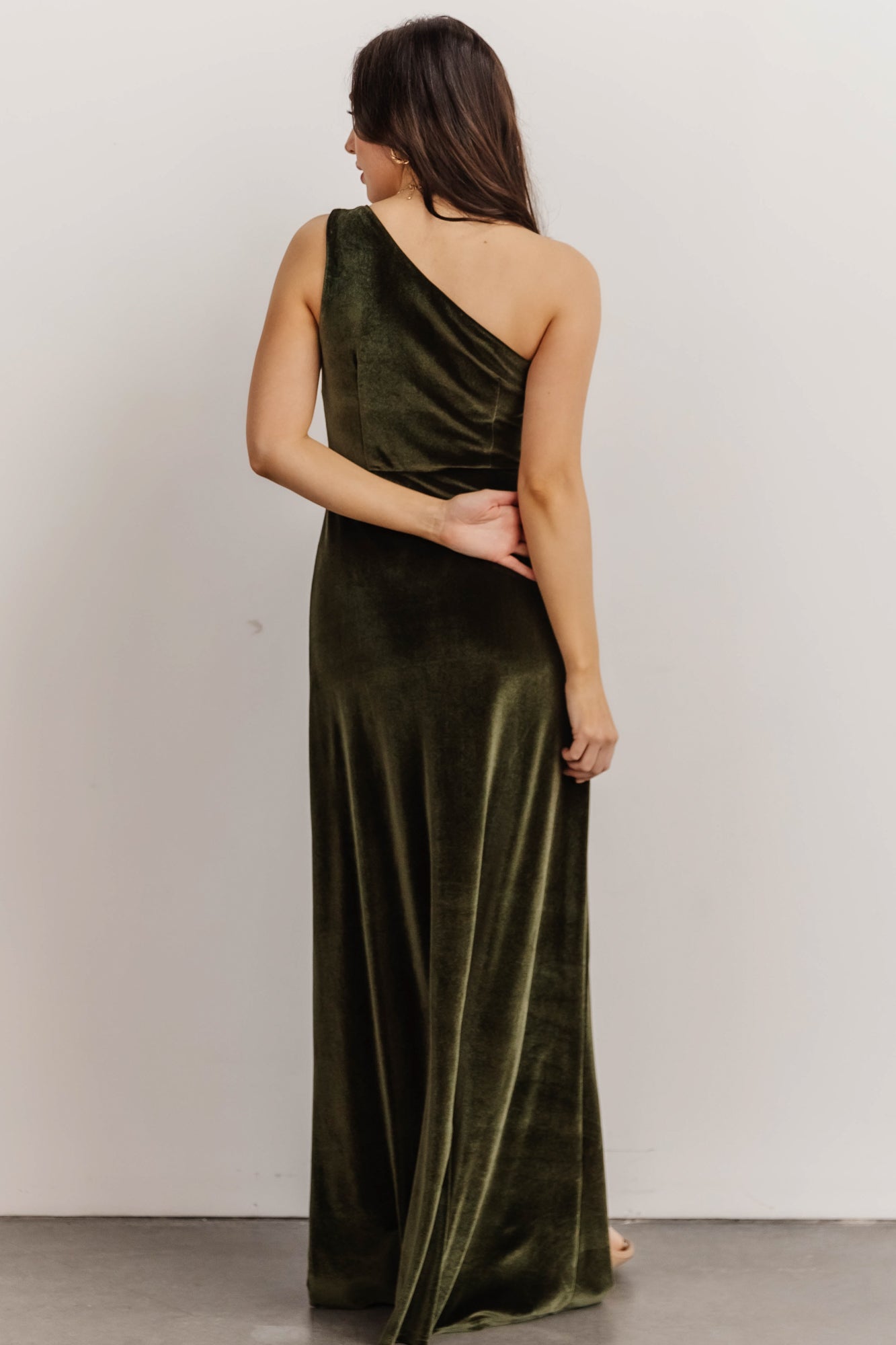 Tatiana Velvet One Shoulder Maxi Dress | Olive - Baltic Born