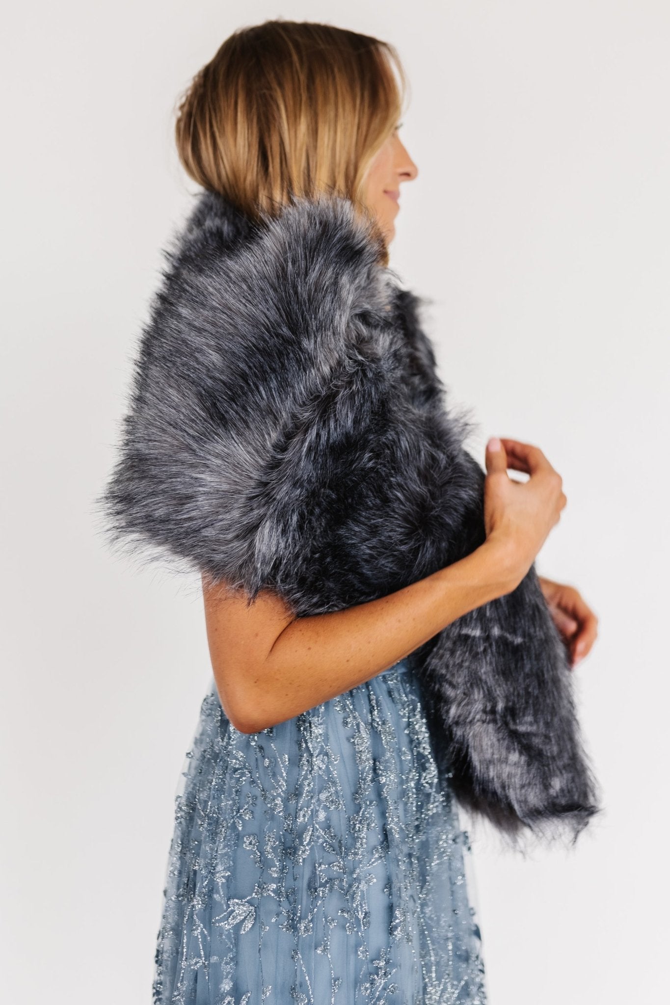 Valerie Faux Fur Shawl | Dark Gray - Baltic Born