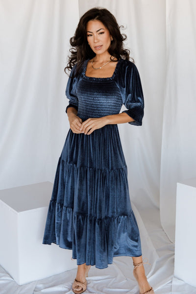 Sapphire Blue Velvet Midi Dress – Mouri