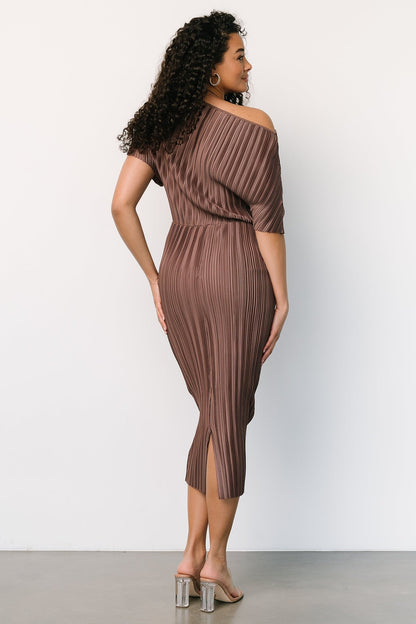 Winslow Pleated Midi Dress | Mink - Baltic Born